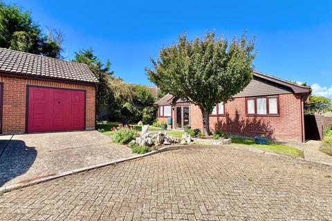 3 bedroom detached bungalow for sale, Freshwater, Isle of Wight