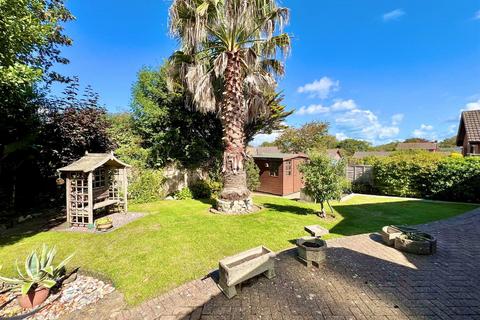 3 bedroom detached bungalow for sale, Freshwater, Isle of Wight