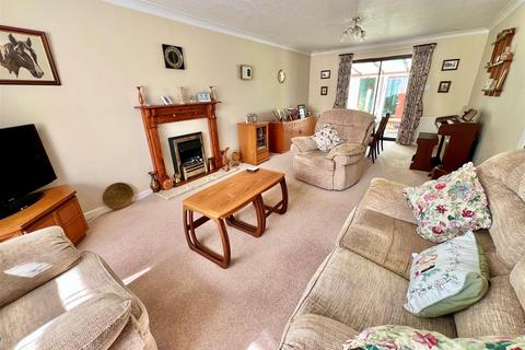 3 bedroom detached bungalow for sale, Freshwater, Isle of Wight