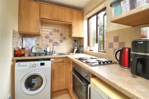 1 bedroom flat for sale, Tintagel Way, Surrey GU22