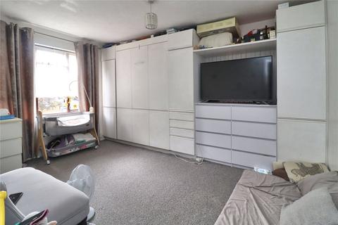 1 bedroom flat for sale, Tintagel Way, Surrey GU22