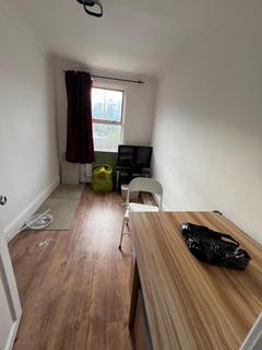 2 bedroom flat to rent, Canning Town, E16