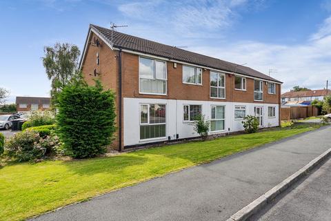 2 bedroom ground floor flat for sale, Alexandria Drive, Bolton, Lancashire, BL5