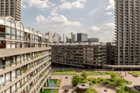 2 bedroom penthouse for sale, Bunyan Court II, London EC2Y