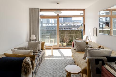 2 bedroom penthouse for sale, Bunyan Court II, London EC2Y