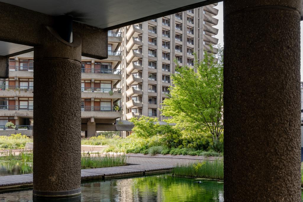 212173 - 20240509-BUNYAN-COURT Exterior-9 HI RE...