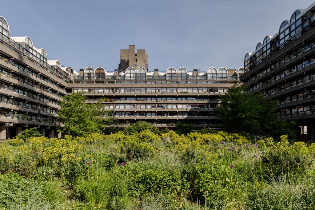 212165 - 20240509-BUNYAN-COURT Exterior-1 HI RE...