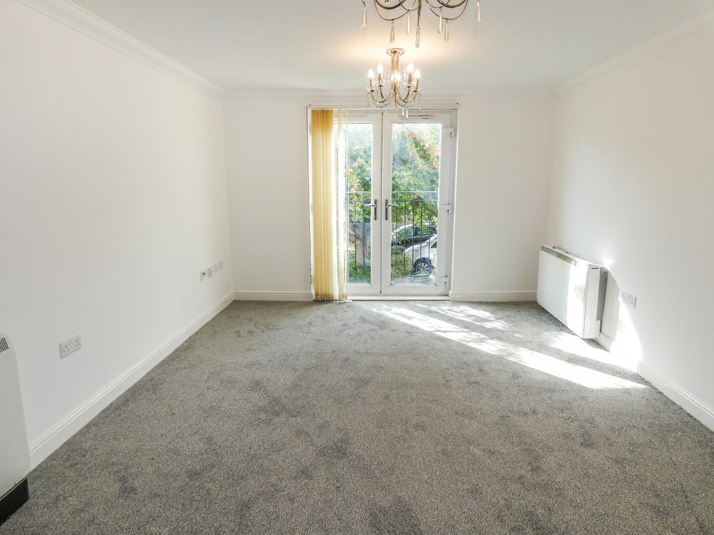 Kitchen / Living Room