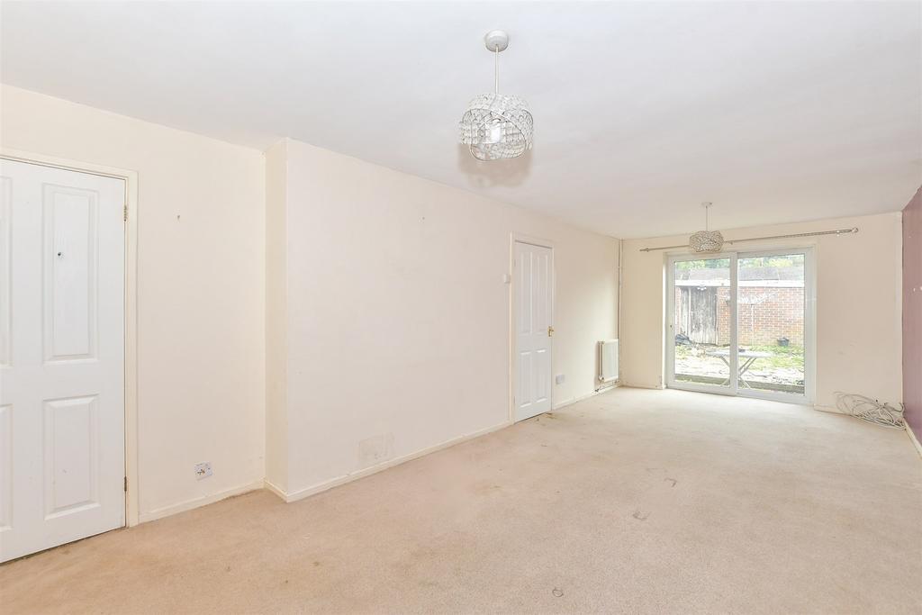 Lounge/ Dining Room