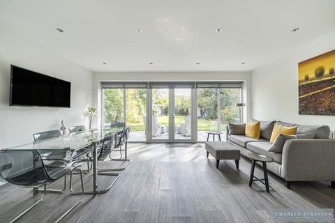 undefined, Brook Road, Gidea Park