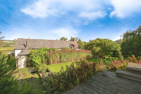 undefined, Presteigne LD8