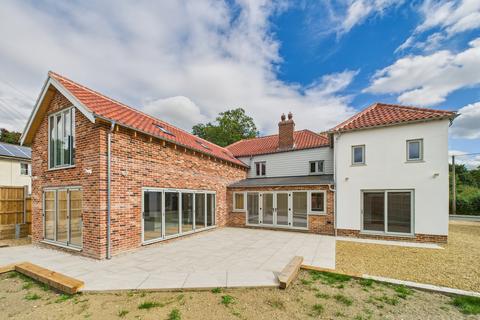 5 bedroom detached house for sale, Tottington Road, Thompson, IP24