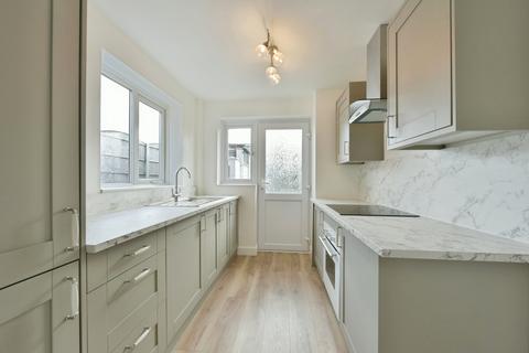 3 bedroom semi-detached house for sale, Oakley Avenue, Derbyshire S40