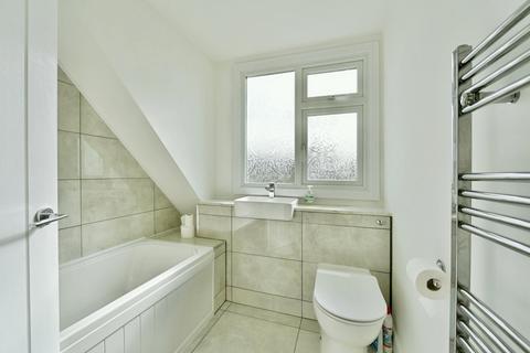 3 bedroom semi-detached house for sale, Oakley Avenue, Derbyshire S40