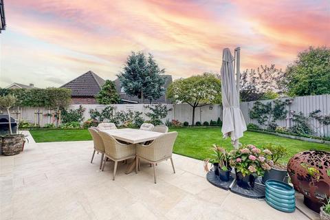 4 bedroom detached house for sale, Eldo Road, West Row