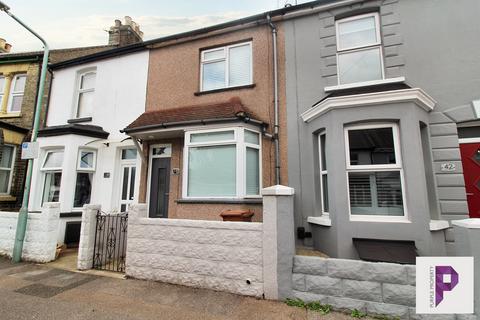 3 bedroom terraced house for sale, Seaview Road, Gillingham, Kent, ME7