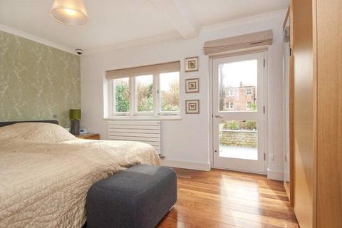 3 bedroom flat to rent, Fawley Road, West Hampstead, London