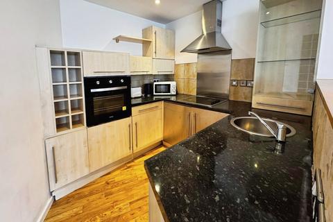 2 bedroom flat to rent, Byron Street, Leeds, West Yorkshire, LS2