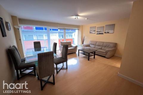 2 bedroom apartment to rent, Concord Street, Leeds