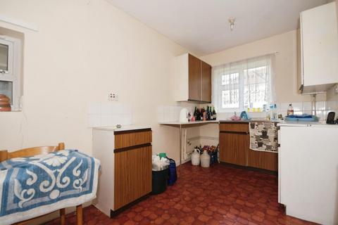undefined, Birdholme Crescent, Birdholme, Chesterfield, S40 2TQ