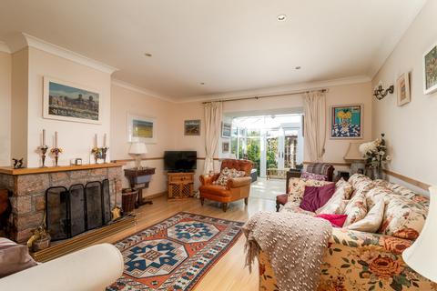 4 bedroom semi-detached house for sale, La Rue du Sud, St Ouen JE3