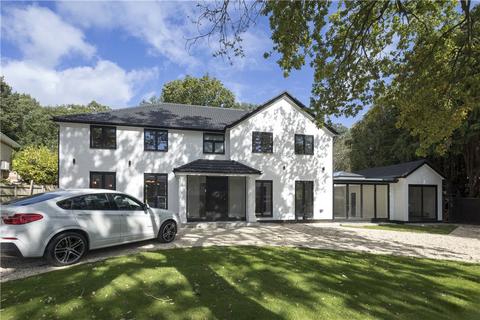 5 bedroom detached house to rent, Coombe Park, Kingston Hill, KT2