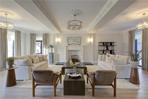 5 bedroom detached house to rent, Coombe Park, Kingston Hill, KT2