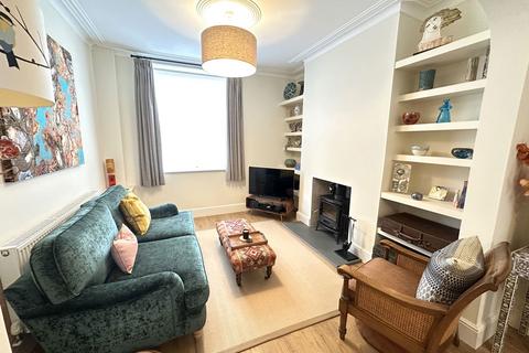 27 Brunswick Street, Shaw, Oldham, OL2 7RY