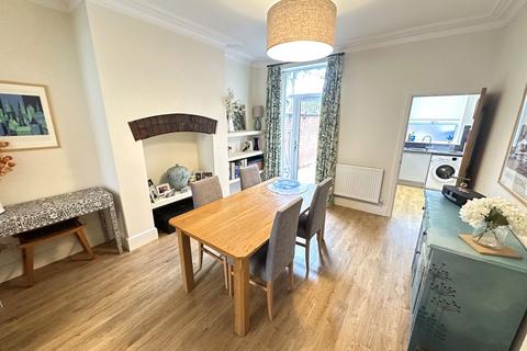27 Brunswick Street, Shaw, Oldham, OL2 7RY