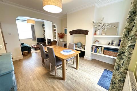 27 Brunswick Street, Shaw, Oldham, OL2 7RY