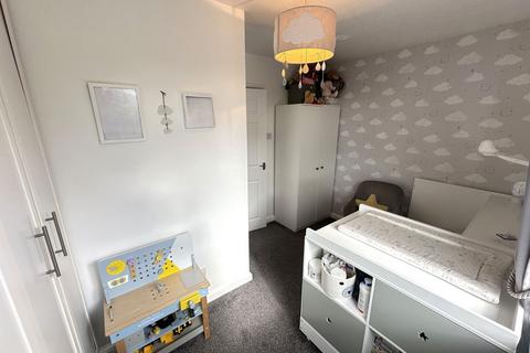 11 Adswood Close, Oldham, OL4 2JU