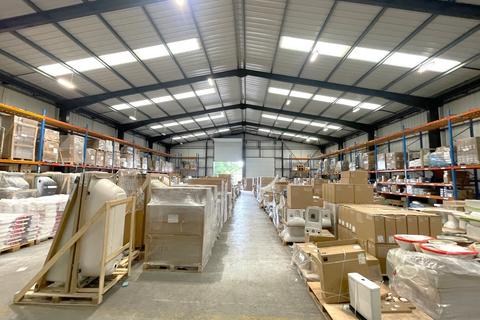 Warehouse to rent, Unit 8 Connections Business Park, Vestry Rd Sevenoaks TN14 5DF