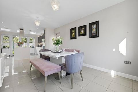 4 bedroom detached house for sale, Oak Crescent, Wickford, SS11