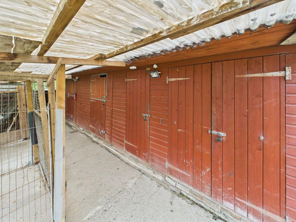 Stable/Kennel Block