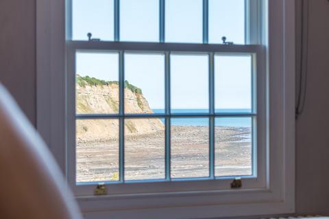 10 The Esplanade, Robin Hoods Bay, Whitby, YO22 4RS