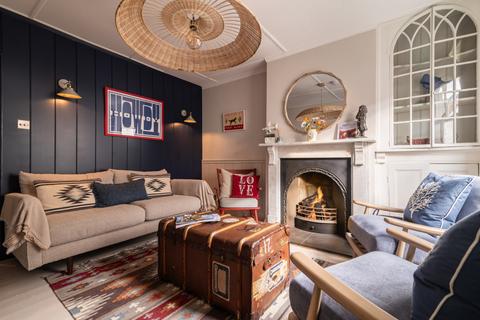 10 The Esplanade, Robin Hoods Bay, Whitby, YO22 4RS