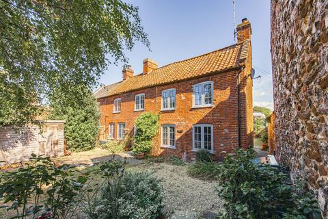 4 bedroom semi-detached house for sale, Heritage Meets Modern Living in Ringstead