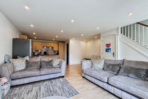 undefined, Green Fields Lane, Ashford