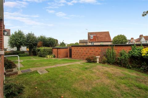2 bedroom apartment for sale, Hadleigh Road, Leigh-on-Sea, Essex, SS9