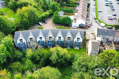 2 bedroom flat for sale, The Chenies, Maidstone ME15