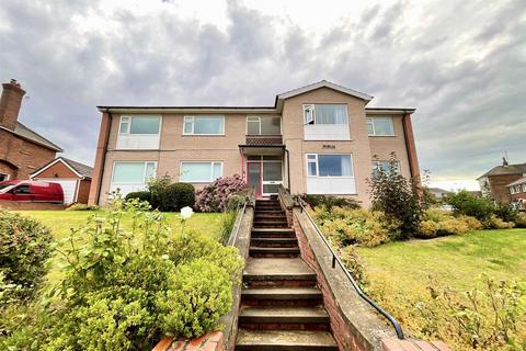 Lowdale Avenue, Scarborough, YO12