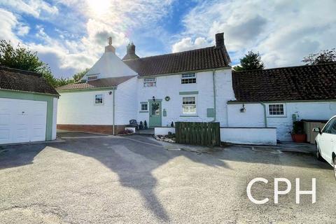 3 bedroom semi-detached house for sale, Folkton, Scarborough, YO11