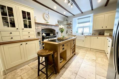 3 bedroom semi-detached house for sale, Folkton, Scarborough, YO11