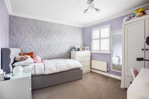 1 Abbey Drive, Dartford, DA2 7WP