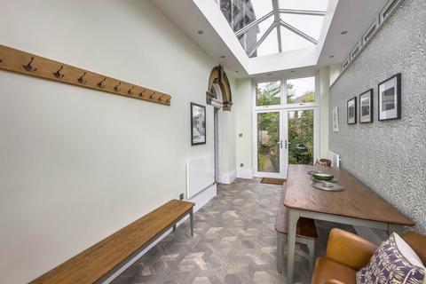 3 bedroom terraced house for sale, Rutland Road, Batley