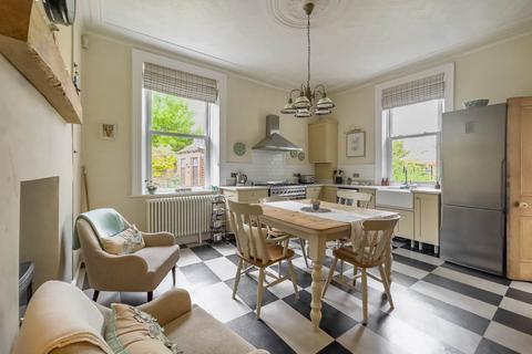 3 bedroom terraced house for sale, Rutland Road, Batley