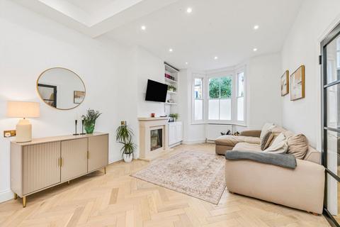 3 bedroom house for sale, Graveney Road, London SW17
