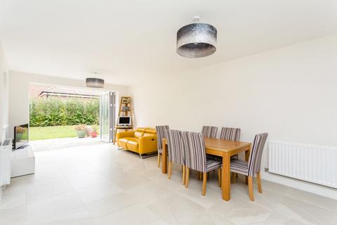 undefined, Eden Gardens, East Grinstead RH19