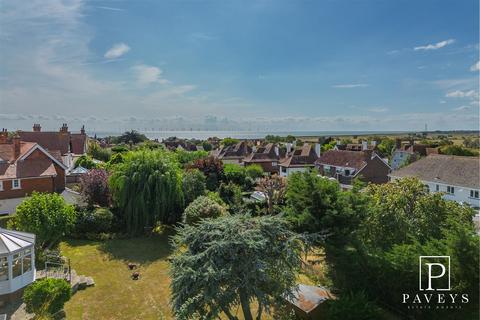 undefined, Third Avenue, Frinton-On-Sea