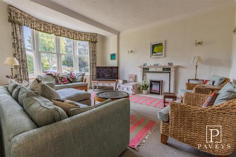 undefined, Third Avenue, Frinton-On-Sea